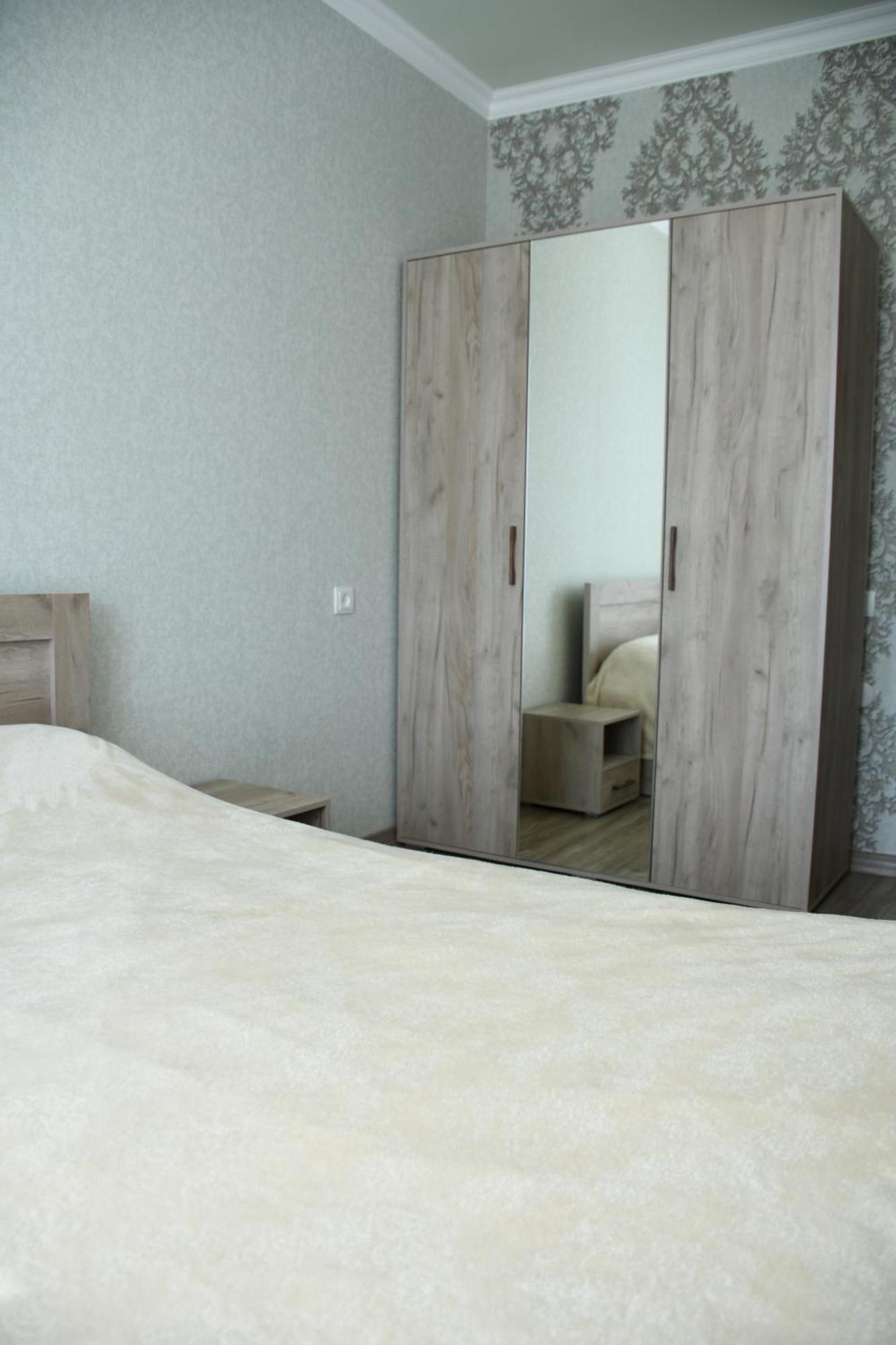 Armani Guest House Martuni Exterior foto